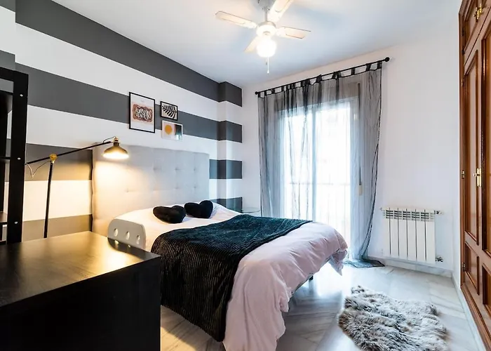 Capital Next To Albaicín, Free Parking Apartamento